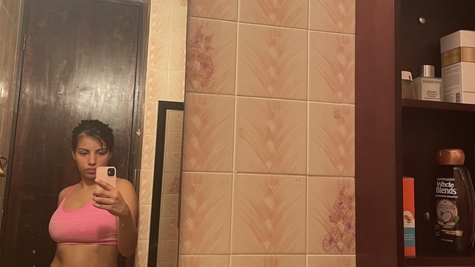 Guys, Does drinking detox teas work for bloating? Or water pills? Any other product?