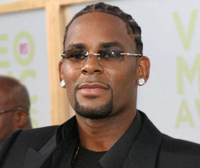 Do you think R Kelly is a good role mode for young children?