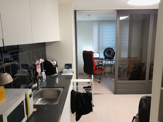 Which one of these previous apartments of mine seems the most interesting to you?