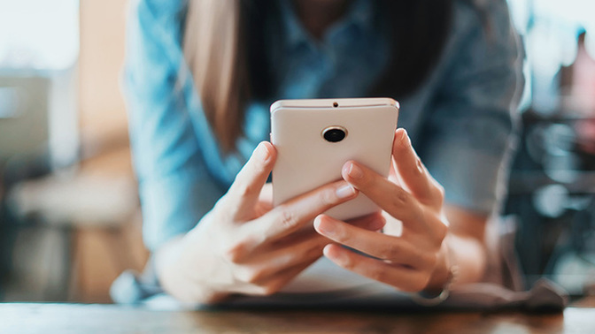 How do you initiate space without ghosting?