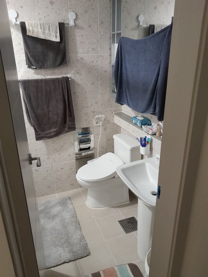 POLL- Do you have privacy in your apartment? Do you see your landlord often?