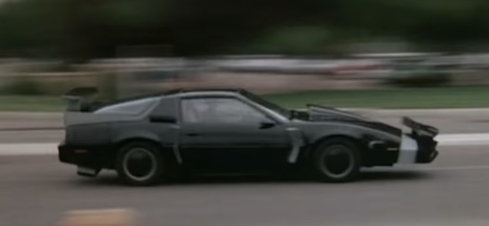 The Bandit Trans Am Vs The Duke Boys General Lee, Which one would win?