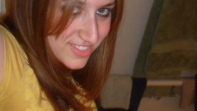 Do you like brunettes or more blondish hair?