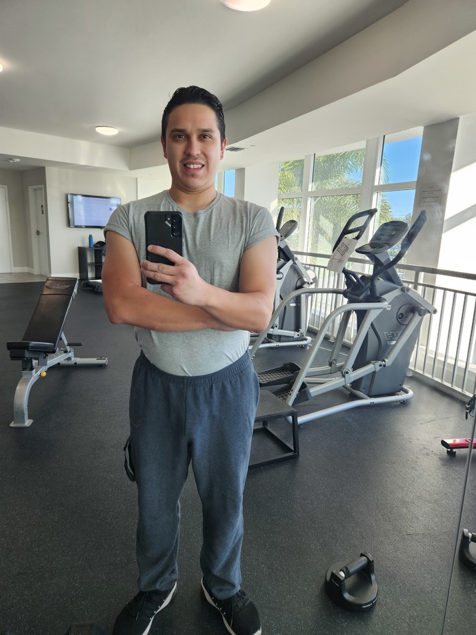 Girls, Warm up at the gym. What do you ladies think?