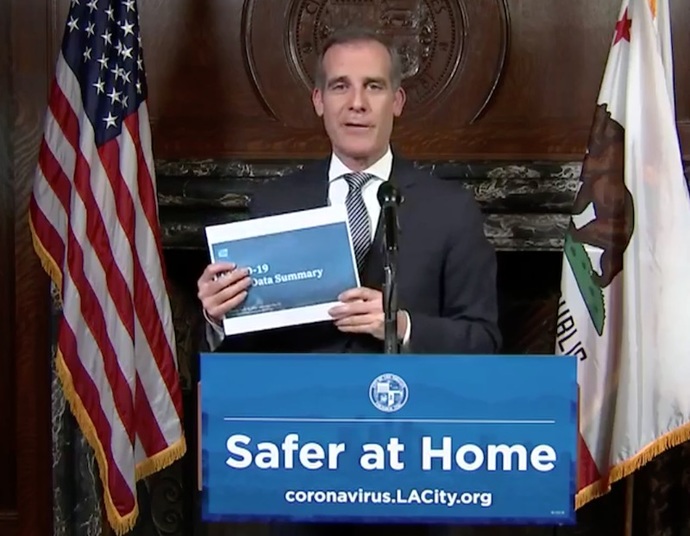 "Snitches Get Rewards!" 🤣