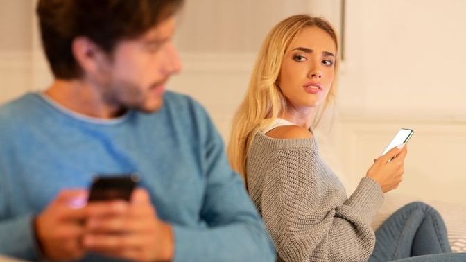 How to know if he have a girlfriend or not without asking him?