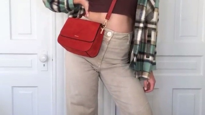 Which outfit is better and why?