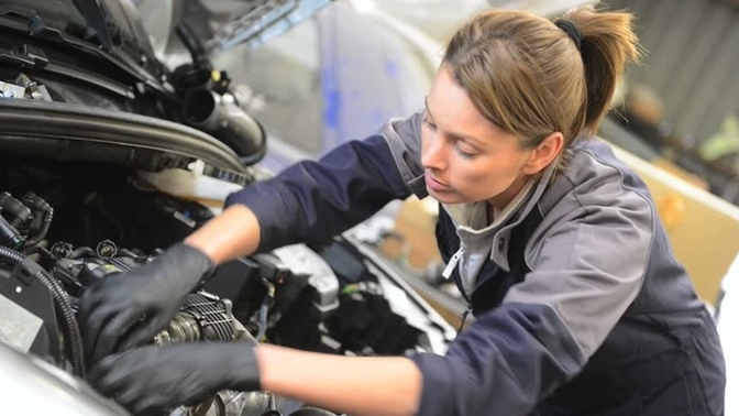 You meet a woman that is super cool, she looks good and you like her but then you find out she works as a car mechanic, is that a problem for you?