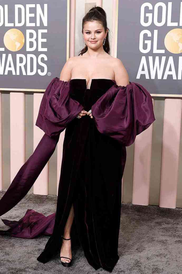 The Golden Globe Awards 2023 were handed out at Tuesday night. Who do you think is the most stylish person on the red carpet this year?