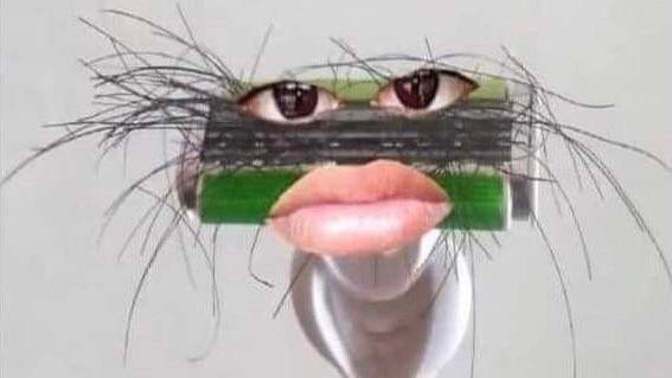 Do most women's razors on February 13th look like the photo?