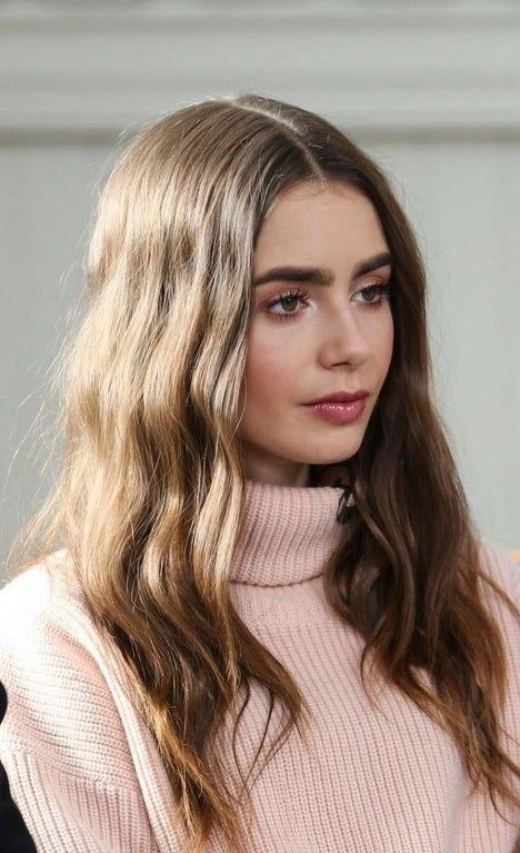 Do you think Lily Collins is pretty?