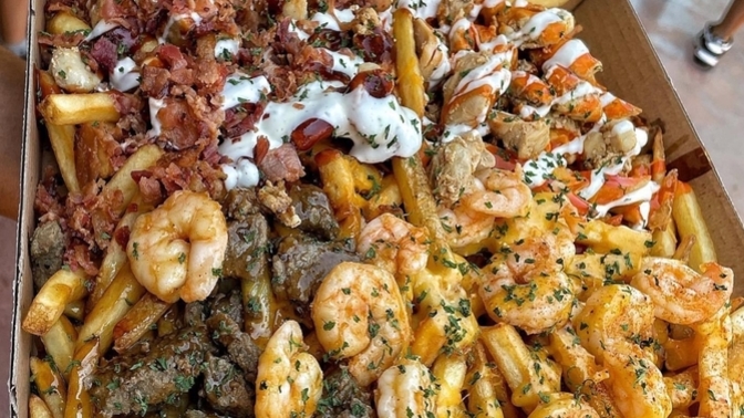 Girls, Who thinks I can eat this whole thing? ?