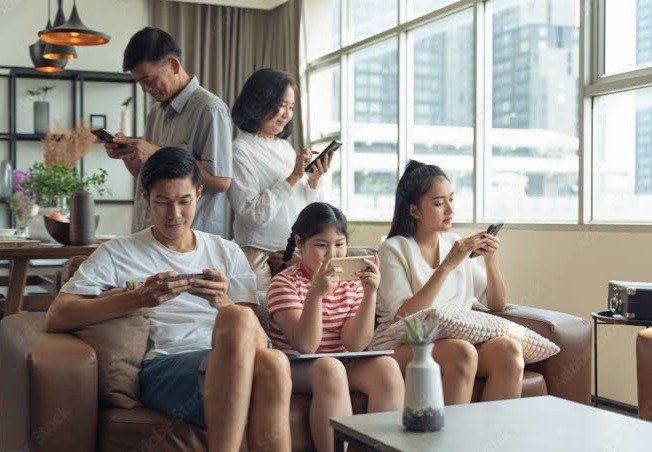 Do you remember old days before social media 🤣😃?