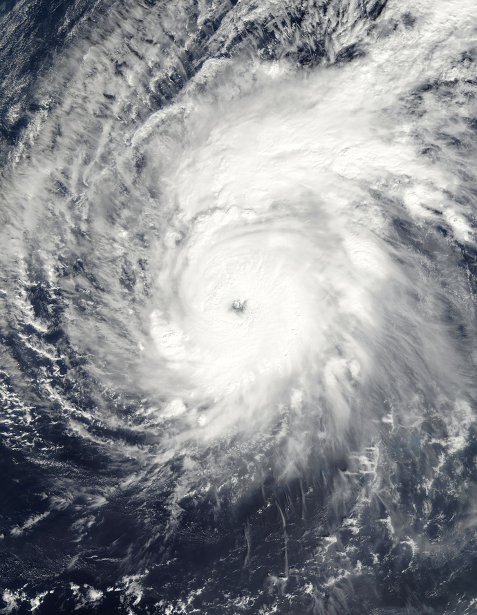 Super Typhoon Pongsona, December 2002
