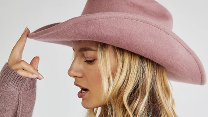 Do you like a woman in a cowboy hat?