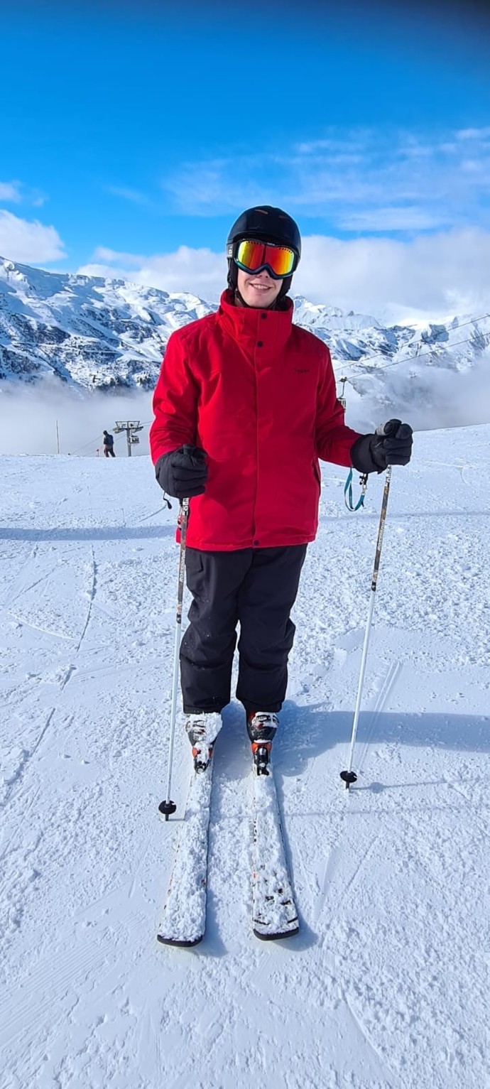 Would you consider going skiing in the French Alps as a first date?