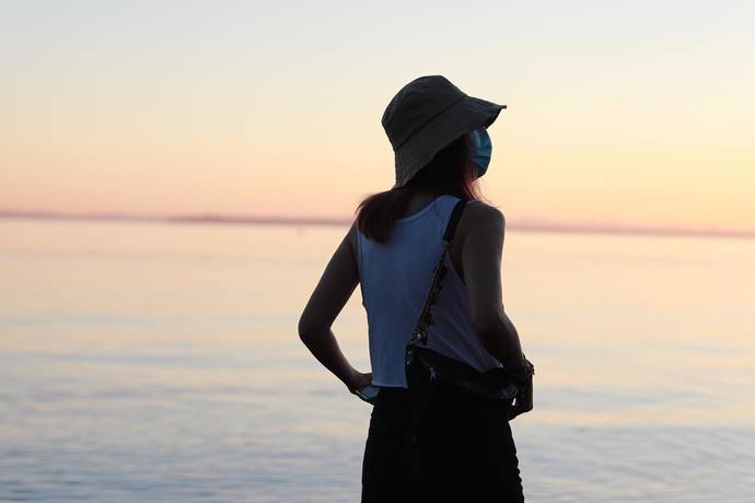 为您的图片添加标题……