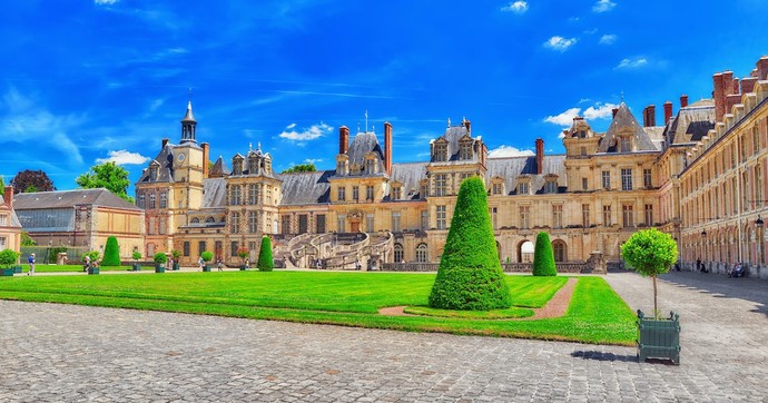 What do you think of the Fontainebleau castle?