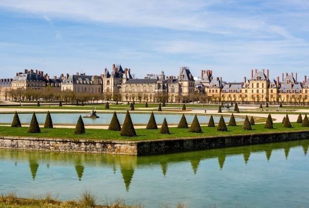 What do you think of the Fontainebleau castle?