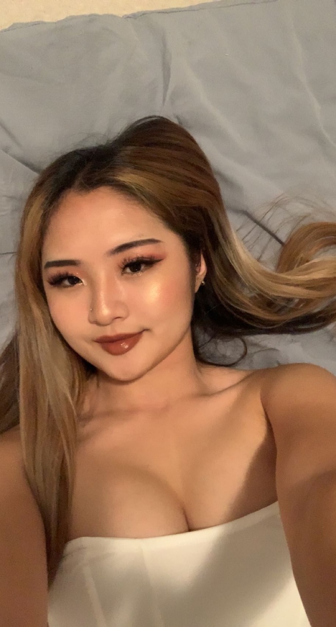 Is this top cute for a date?