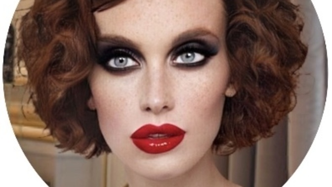 Is this woman beautiful? Does she look glamorous and classy?