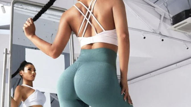 Girls what do you wear under leggings? These make it look like she has nothing underneath?