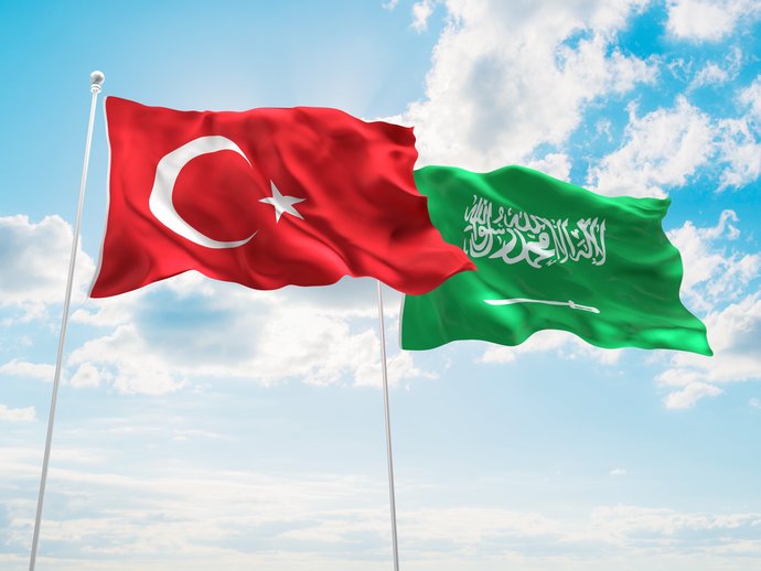 Who will between Turkey and saudi arabia war?