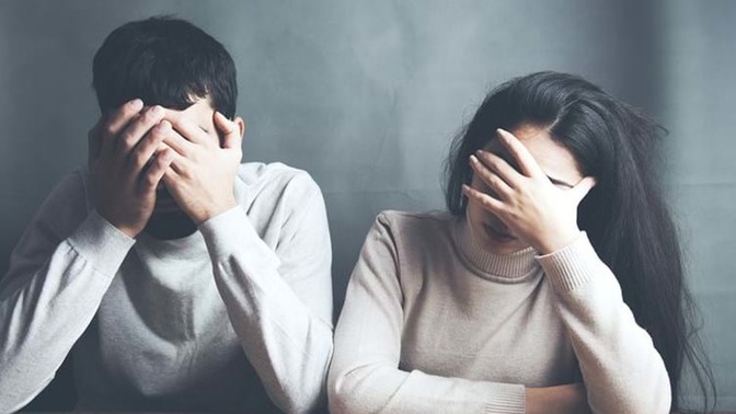 Who Should Initiate Conversation After A Couple Fight?
