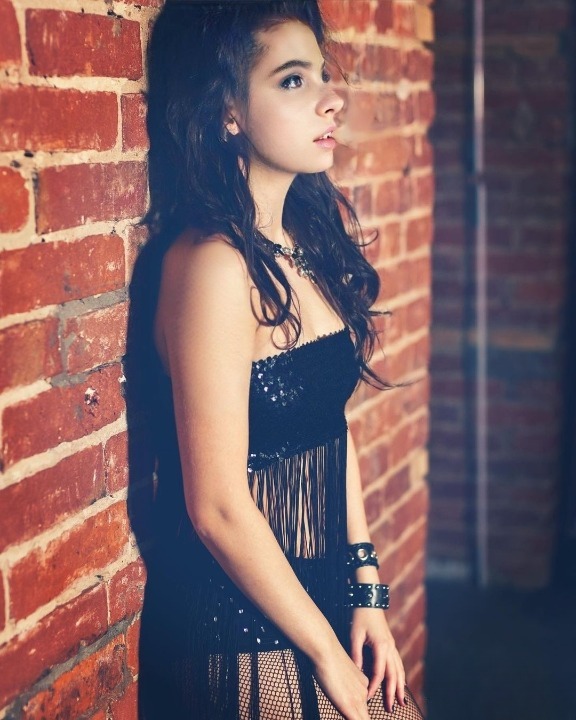 What if the daughter of one of the wealthiest men in the city dresses like this?