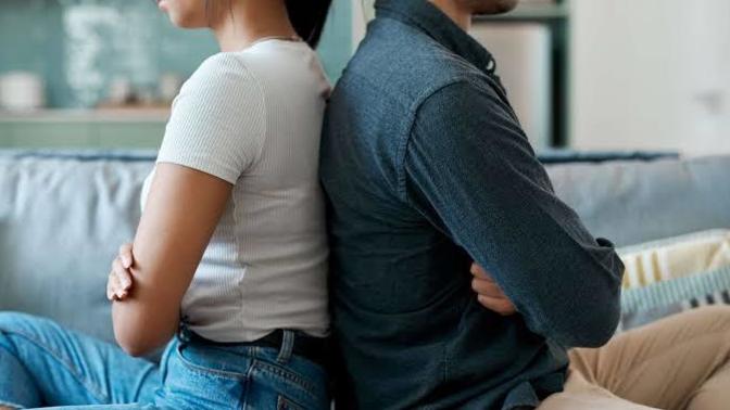 How long did you and your boyfriend/girlfriend avoid speaking with each other after a fight?