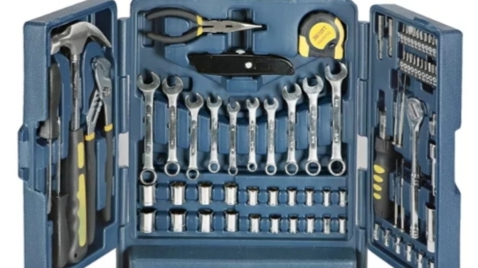 Metric or Standard tools?