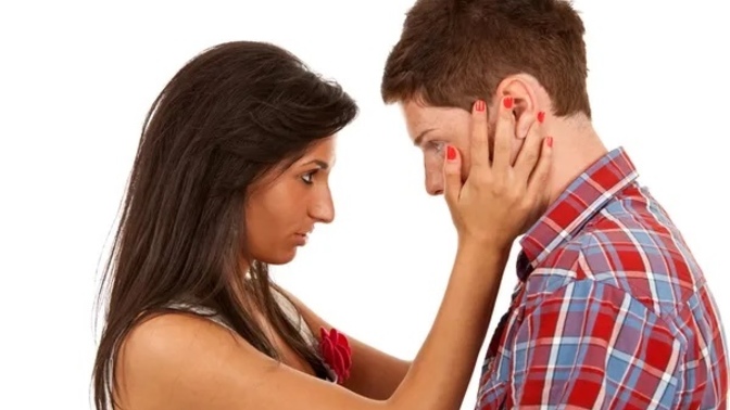 Guys, what can a girlfriend do to make you feel better after she hurts you?