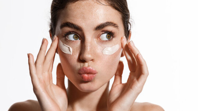 Do you have a perfect and simple skincare routine? Share some tips, if you don't mind?