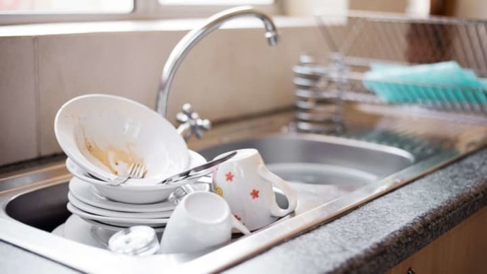 Be honest, when do you do the dishes?