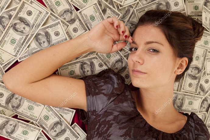 Does money make someone beautiful (I mean physically)?