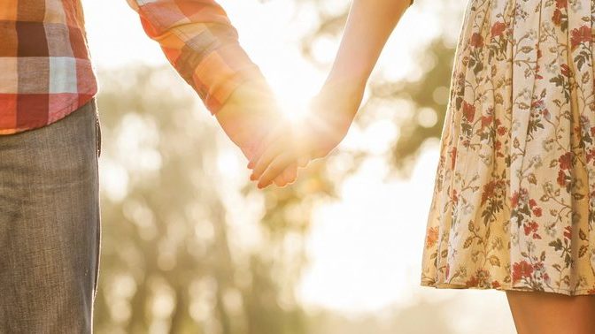 Would you date a widow, if they asked you out?