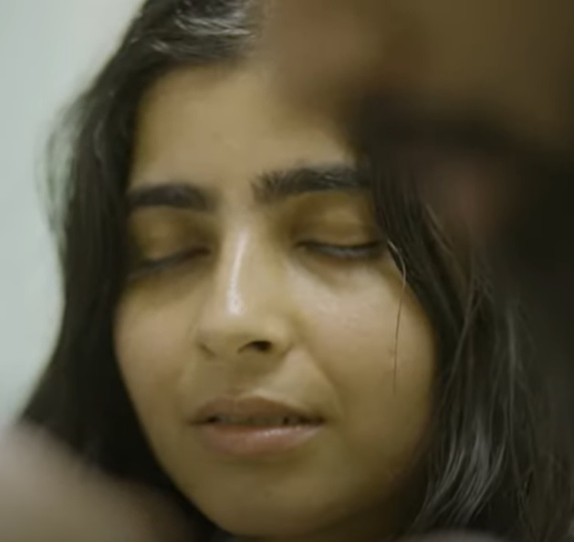 Would you date someone who had bushy eyebrows?