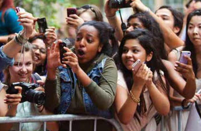 Why some fans worship and are obsessed with celebrities?