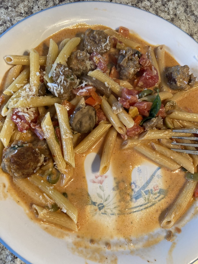 Do you like Italian sausage pasta with creamy tomato sauce?