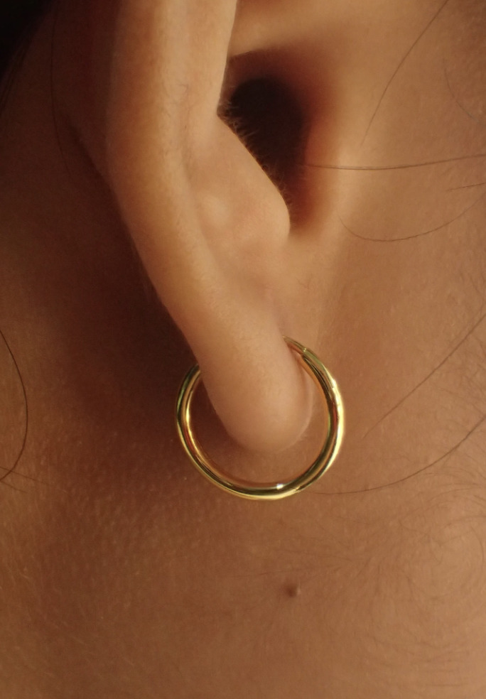 Which earrings would look best with this necklace?
