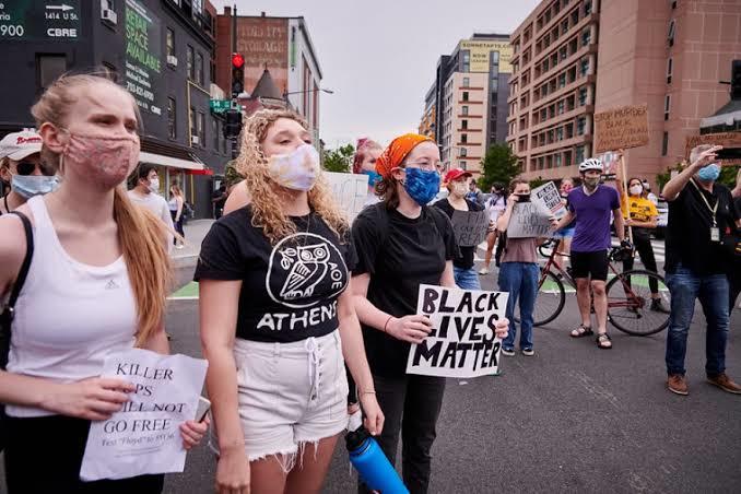 How do you explain that most white girls are wokies/SJWs these days?
