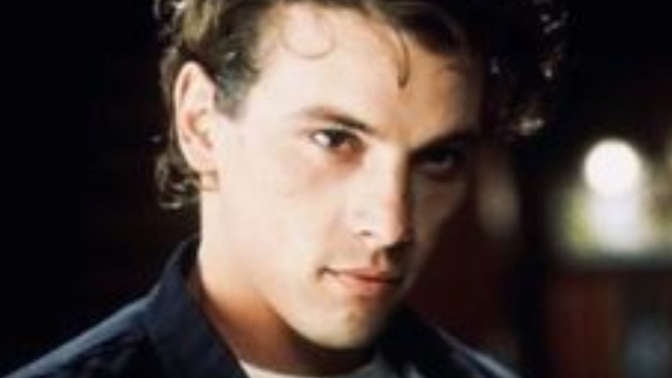 Isn't it weird how people especially women find serial killers attractive if they look "good"?