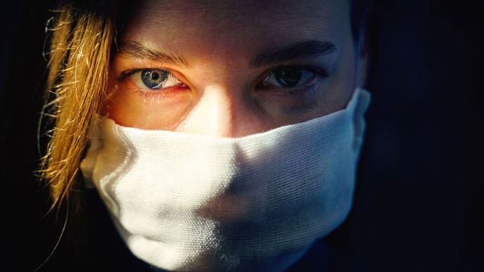 Do you still see people wearing Covid protection mask in your area?
