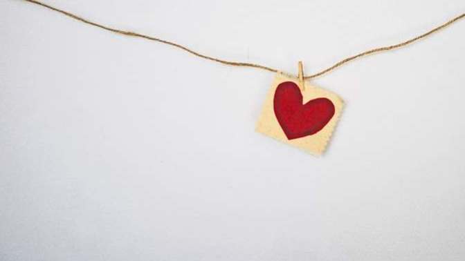 Women, How Can a Guy Be Balanced in His Romantic Interest?