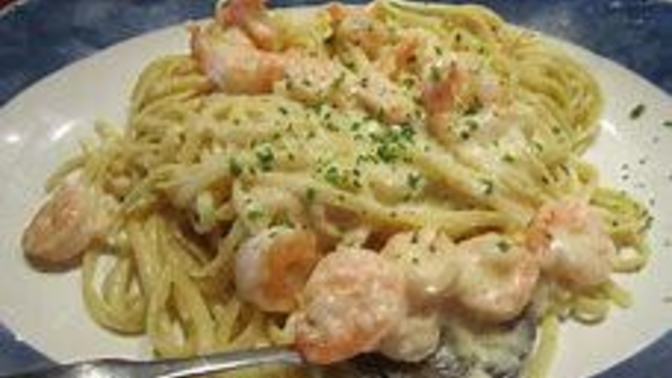 Which do you like best: Shrimp Linguine or Chicken Alfredo?