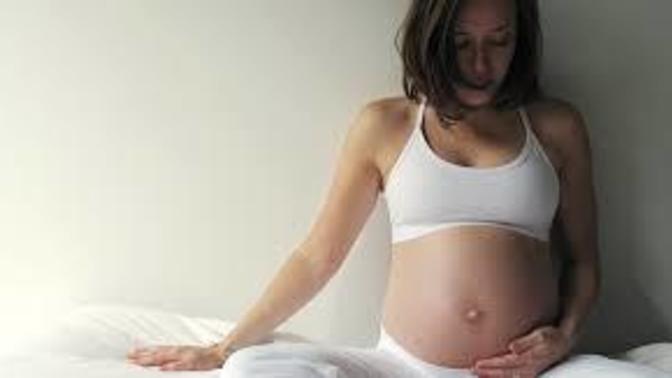POLL- did you get pregnant at age 25/26? I have baby fever at age 25 and sad?