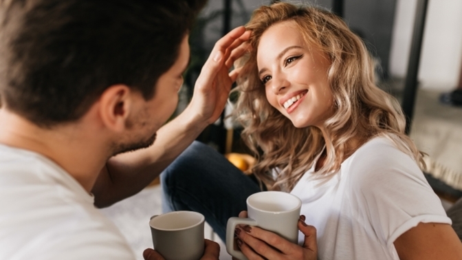 Do men find women more desirable if they are desired by other men?