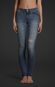 Girls, whats your daily go-to. Jeans, Skirts, or Leggings?