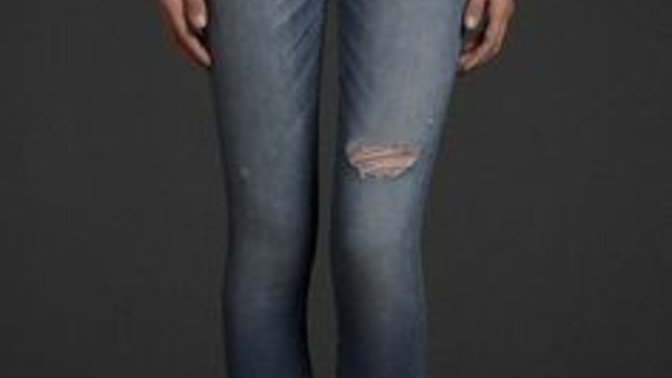 Girls, what's your daily go-to. Jeans, Skirts, or Leggings?