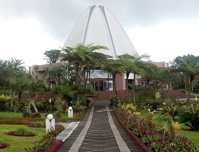 Arent Baháʼí temples very beautiful 😍?